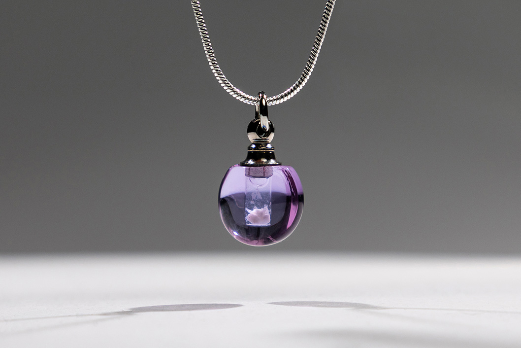 small apple purple